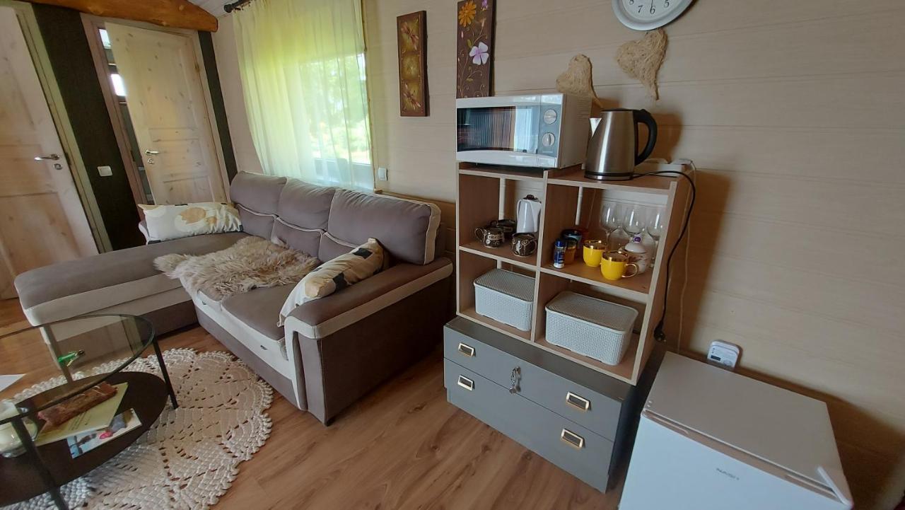 Tuka Talu Soomaa Piirkonnas Apartment Tori Exterior foto